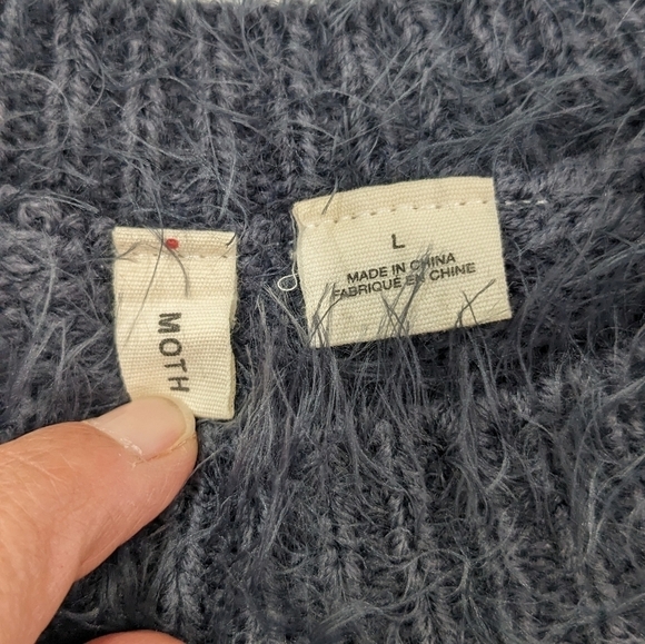 Moth by Anthropologie Bienne Gray Chenille Eyelash Fuzzy Sweater Cold Shoulder L - Picture 8 of 11
